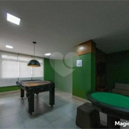 Apartamento com 68m², 2 dormitórios, 1 suíte, 1 vaga, à venda na Vila Ema.