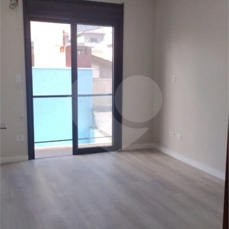 Sobrado à venda com 3 quartos, sendo 1 suíte, em Villa Di Cesar, Mogi das Cruzes, SP