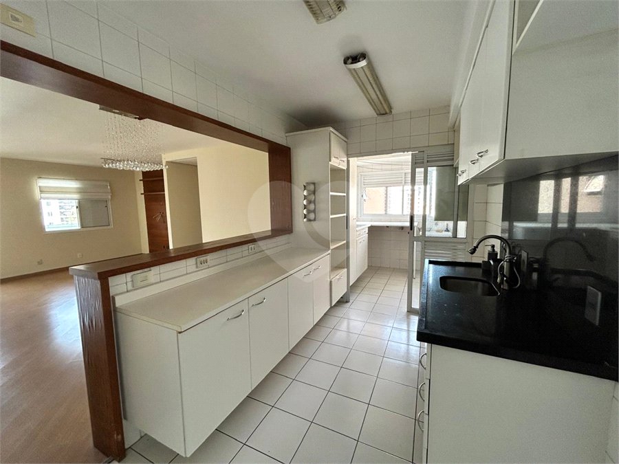 Apartamento à venda com 2 quartos, sendo 1 suíte, em Vila Andrade, São Paulo, SP