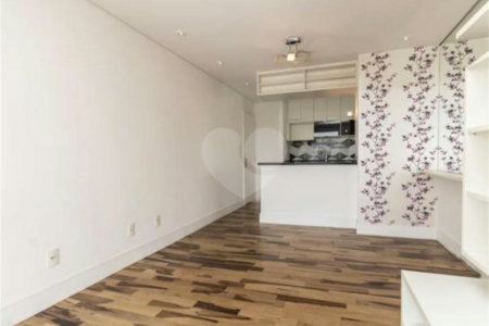 Apartamento à venda com 3 quartos, sendo 1 suíte, em Lapa, São Paulo, SP