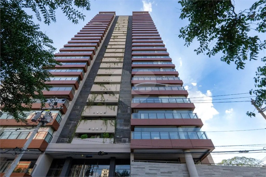 Apartamento à venda com 4 quartos, sendo 3 suítes, em Campo Belo, São Paulo, SP