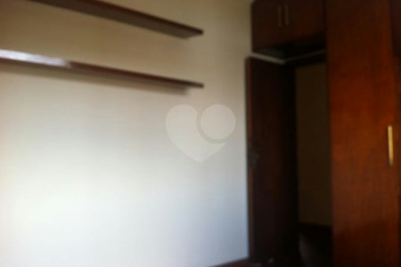 Sobrado à venda com 3 quartos, sendo 1 suíte, em Chora Menino, São Paulo, SP