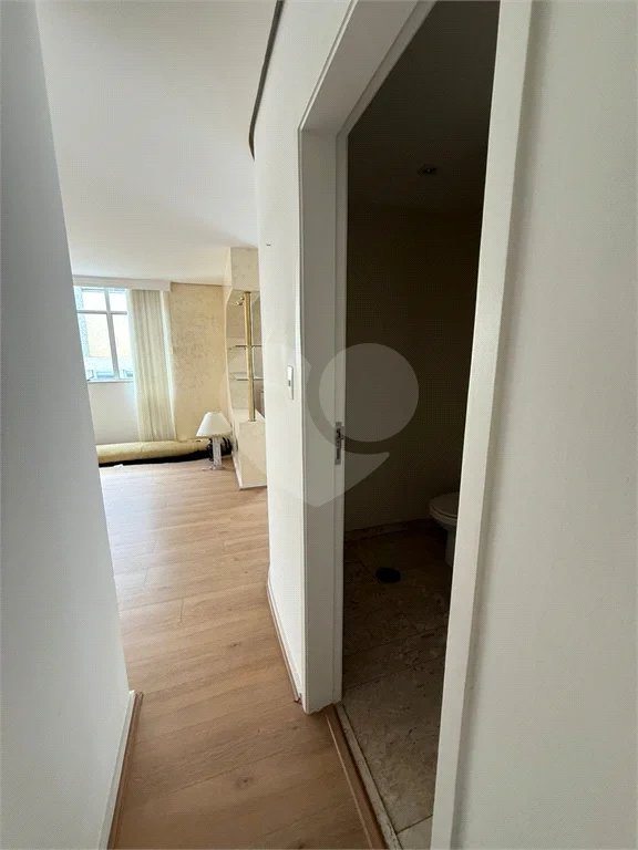 Triplex à venda ou para alugar com 3 suítes em Vila Suzana, São Paulo, SP
