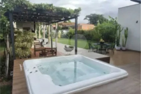 Casa à venda com 3 suítes no condomínio Fazenda Jequitibá, Sorocaba - SP