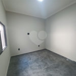Casa à venda com 3 quartos, sendo 1 suíte, no condomínio Horto Florestal Villagio, Sorocaba - SP