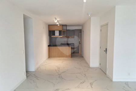 Apartamento à venda com 3 suítes em Sumarezinho, São Paulo, SP