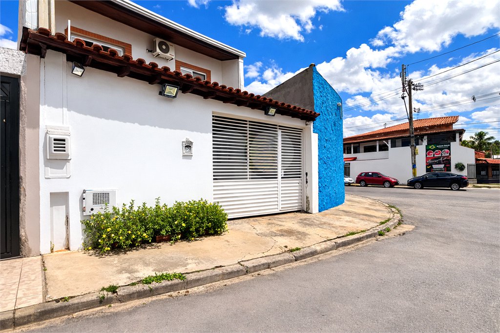 Casa à venda com 2 quartos, sendo 1 suíte, em Jardim Abaeté, Sorocaba, SP