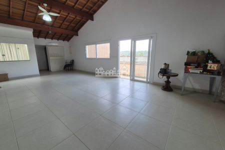 Casa à venda com 3 quartos, sendo 1 suíte, em Vila Esperia Ou Giglio, Atibaia - SP