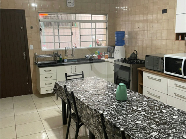 Sobrado à venda com 4 quartos, sendo 1 suíte,  em Horto Florestal, São Paulo, SP