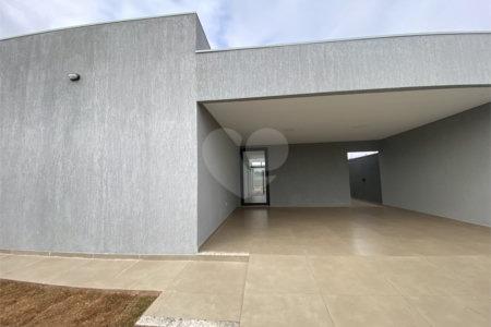 Casa à venda com 3 suítes em Jardim Estoril, Ponta Porã, MS