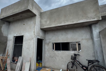 Casa à venda com 3 quartos, sendo 1 suíte,  em Jardim Alvorada, Três Lagoas, MS