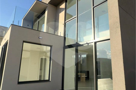 Casa à venda com 3 suítes no condomínio Vale das Águas, Bragança Paulista - SP