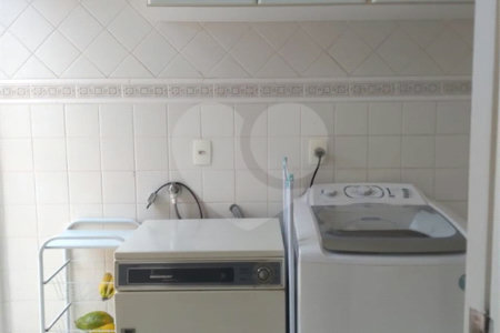 Casa à venda com 4 quartos, sendo 2 suítes, em Jardim Adalgisa, Araraquara, SP