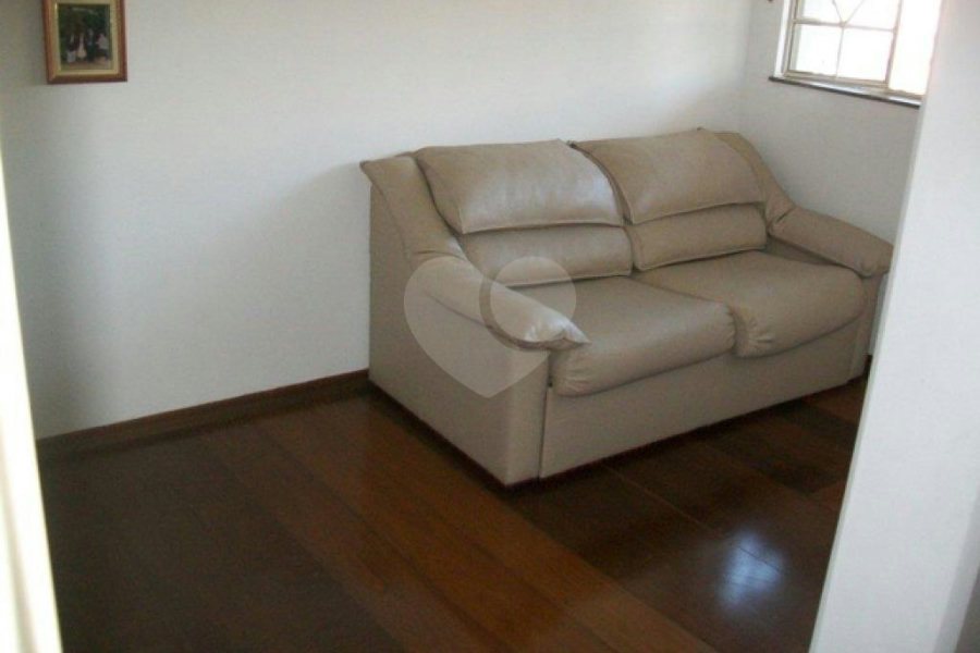Casa à venda com 3 quartos, sendo 2 suítes, em Santana, São Paulo, SP