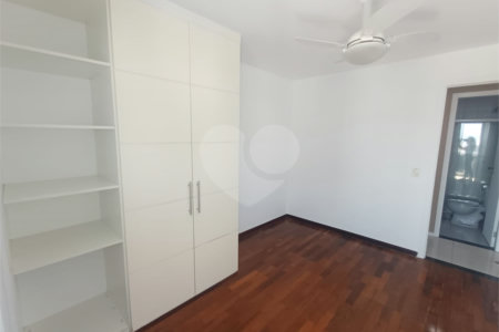 Apartamento à venda com 4 quartos, sendo 1 suíte, em Tijuca, Rio de Janeiro, RJ