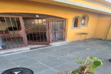 Casa à venda com 3 quartos, sendo 1 suíte, em Campo Grande, Rio de Janeiro, RJ