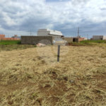Terreno à Venda em São Carlos, no bairro Jardim Embaré