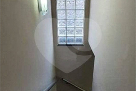 Sobrado à venda com 3 quartos, sendo 1 suíte,  em Vila Mazzei, São Paulo, SP
