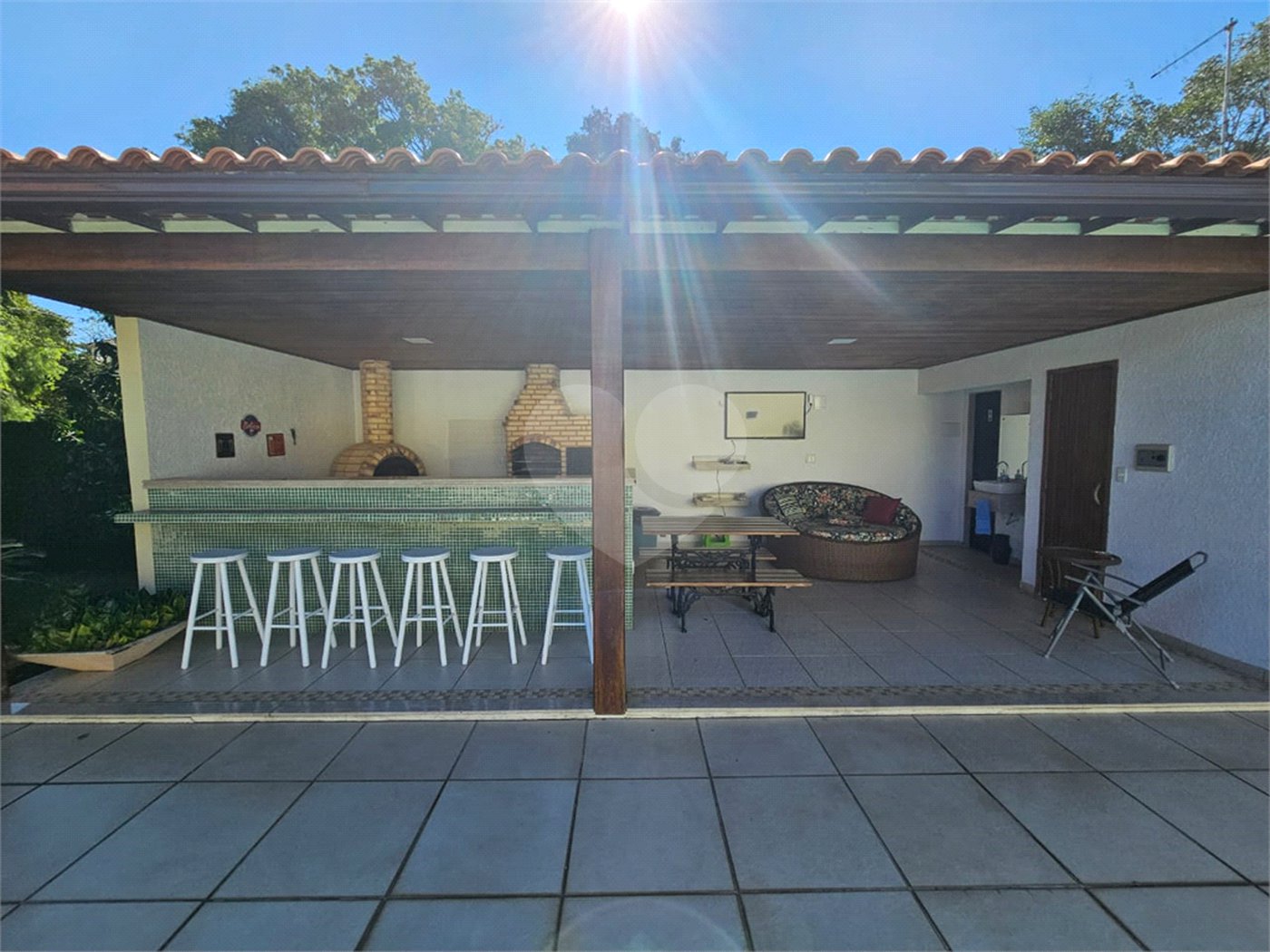 Casa em condomínio à venda com 4 quartos, sendo 1 suíte, em Caravelas, Armação dos Búzios, RJ