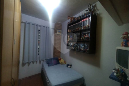 Sobrado à venda com 3 quartos, sendo 1 suíte, em Santa Teresinha, São Paulo, SP