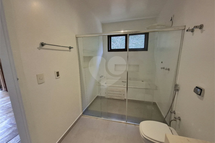 Casa Térrea à venda com 2 suítes em Serra da Cantareira, Mairiporã, SP