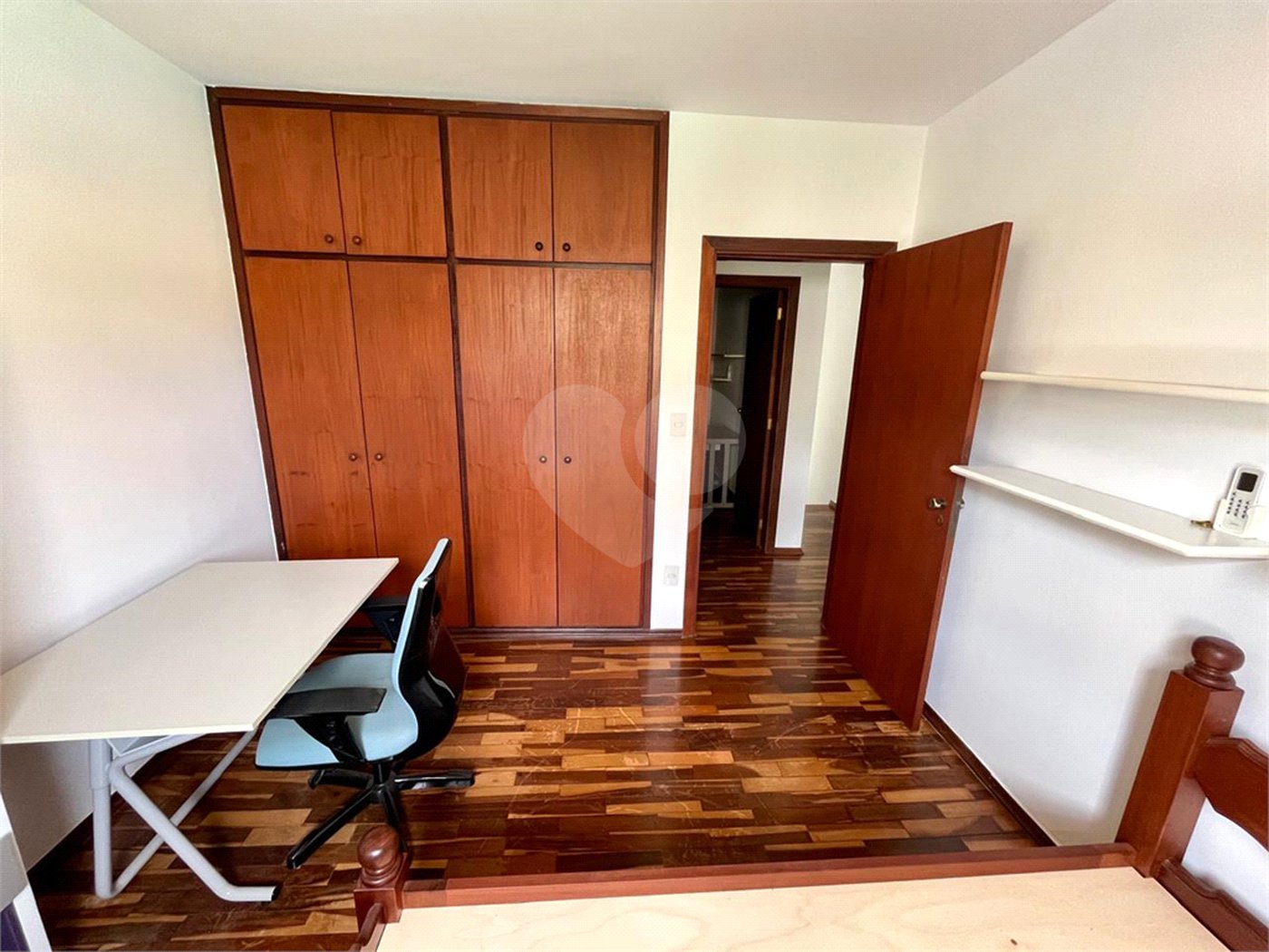 Casa Térrea à venda com 3 quartos, sendo 1 suíte,  em Cidade Universitária, Campinas, SP