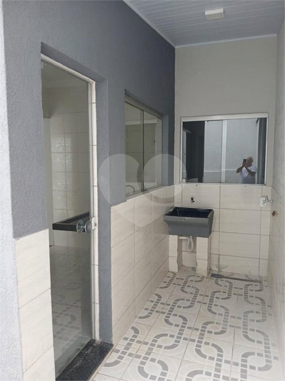 Casa de Vila à venda com 3 quartos, sendo 1 suíte, em Jardim Wanel Ville V, Sorocaba, SP