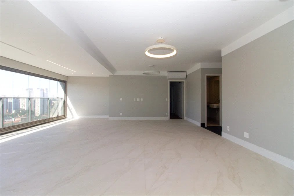 Apartamento à venda ou para alugar com 3 suítes em Jardim Morumbi, São Paulo, SP