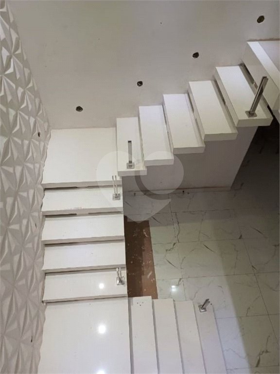 Casa à venda com 3 quartos, sendo 1 suíte, em Jardim Panorama, Salto, SP