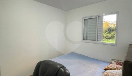 Apartamento à venda com 2 quartos em Botujuru, Mogi das Cruzes, SP