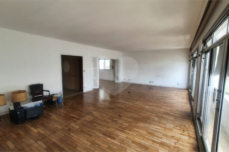 Apartamento à venda com 3 quartos, sendo 2 suítes, em Jardim Paulista, São Paulo, SP