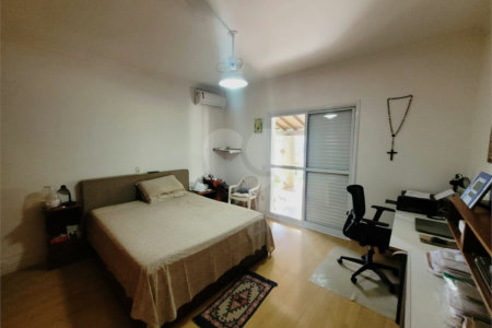 Casa à venda com 4 quartos, sendo 3 suítes,  no condomínio Acmti - Colinas do Mosteiro, Terras de Itaici e Recanto dos Pássaros, Indaiatuba - SP