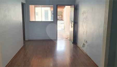 Casa à venda com 2 quartos no condomínio Mont Carlo I, São Carlos - SP