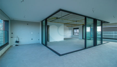 Apartamento à venda com 4 suítes em Moema, São Paulo, SP