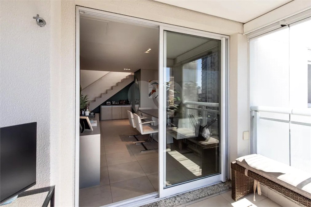 Cobertura à venda com 2 quartos, sendo 1 suíte, em Alto de Pinheiros, São Paulo, SP