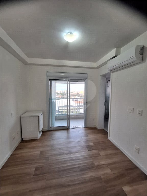Apartamento à venda com 3 suítes em Vila Anastácio, São Paulo, SP