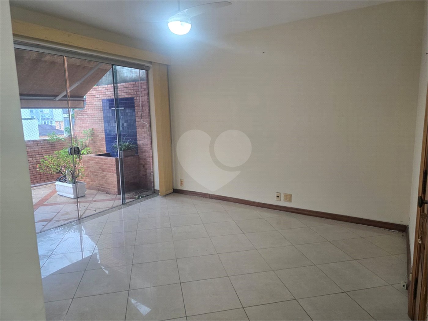 Cobertura à venda com 3 quartos, sendo 1 suíte,  em Tijuca, Rio de Janeiro, RJ