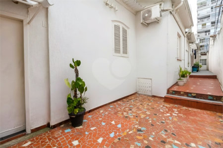 Casa à venda com 3 quartos, sendo 1 suíte, em Perdizes, São Paulo, SP