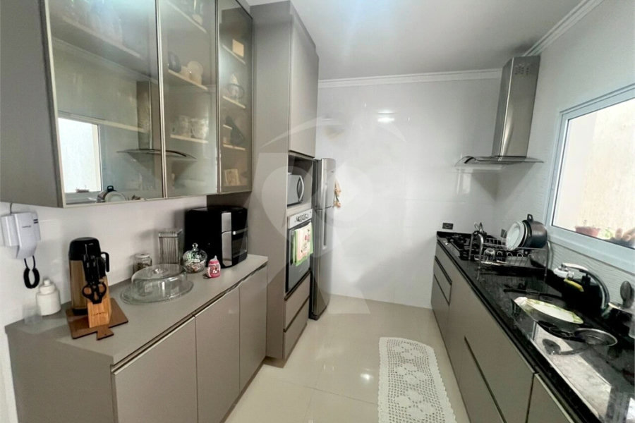 Sobrado à venda com 3 quartos, sendo 1 suíte,  em Tremembé, São Paulo, SP