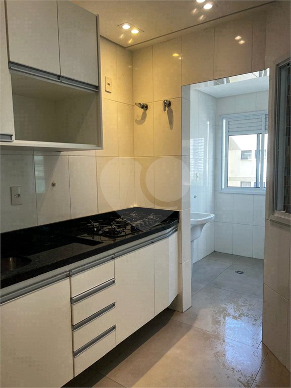 Apartamento para alugar com 2 quartos, sendo 1 suíte, em Campestre, Santo André, SP