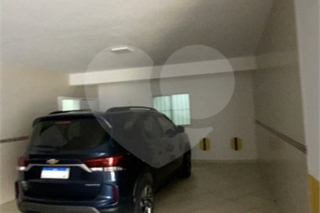 Casa à venda com 3 quartos, sendo 1 suíte, no condomínio Ana Carolina, São Paulo - SP