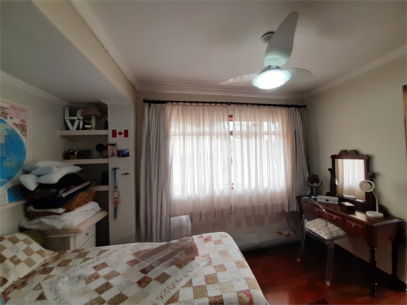 Casa à venda com 4 quartos, sendo 2 suítes,  em Jardim Floresta, São Paulo, SP
