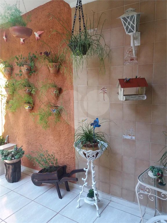 Sobrado à venda com 3 quartos, sendo 1 suíte, em Jardim Japão, São Paulo, SP