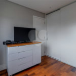 Apartamento à venda com 3 quartos, sendo 1 suíte, em Campo Belo, São Paulo, SP