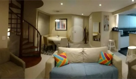 Duplex à venda com 3 quartos, sendo 1 suíte,  em Vila Andrade, São Paulo, SP
