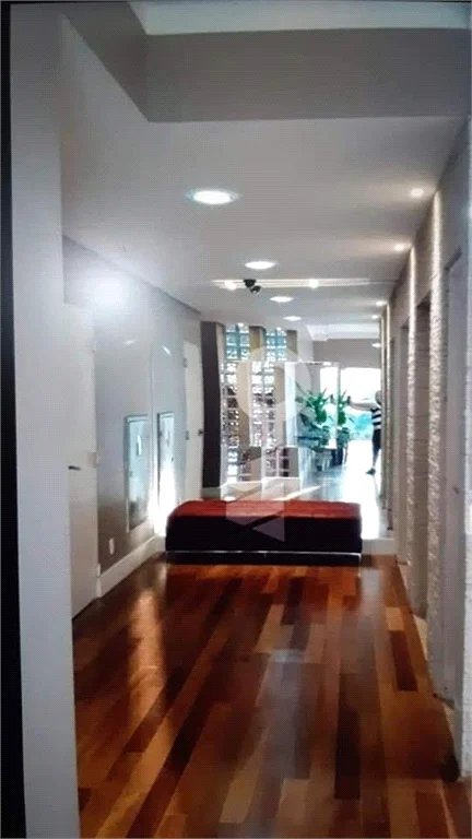 Apartamento à venda com 2 quartos, sendo 1 suíte, em Super Quadra Morumbi, São Paulo, SP