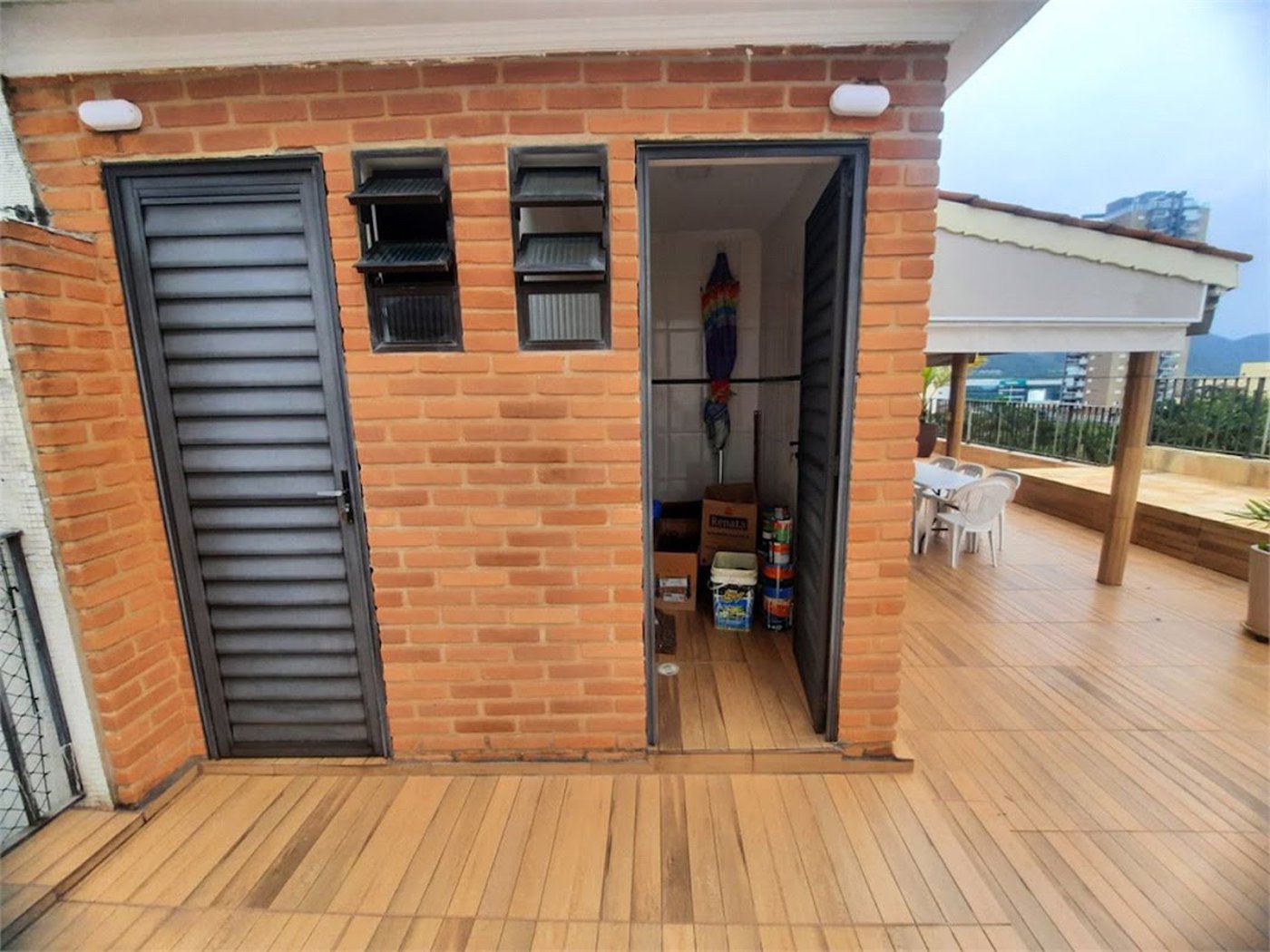 Apartamento com 3 dormitórios à venda, 202 m² por R$ 750.000,00 - Jardim Belmar - Guarujá/SP