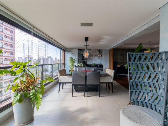Apartamento à venda com 3 suítes em Chácara Santo Antônio (zona Sul), São Paulo, SP