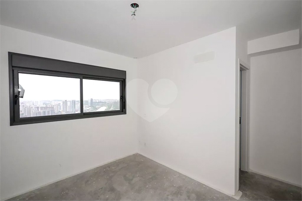 Apartamento à venda com 3 suítes,  em Jardim Fonte do Morumbi, São Paulo, SP