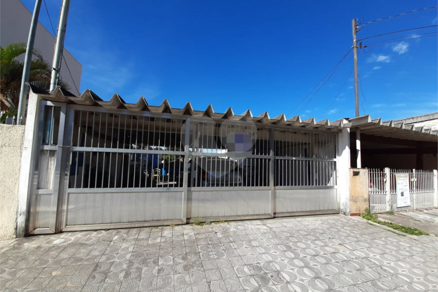 Sobrado à venda com 3 quartos em Tremembé, São Paulo, SP